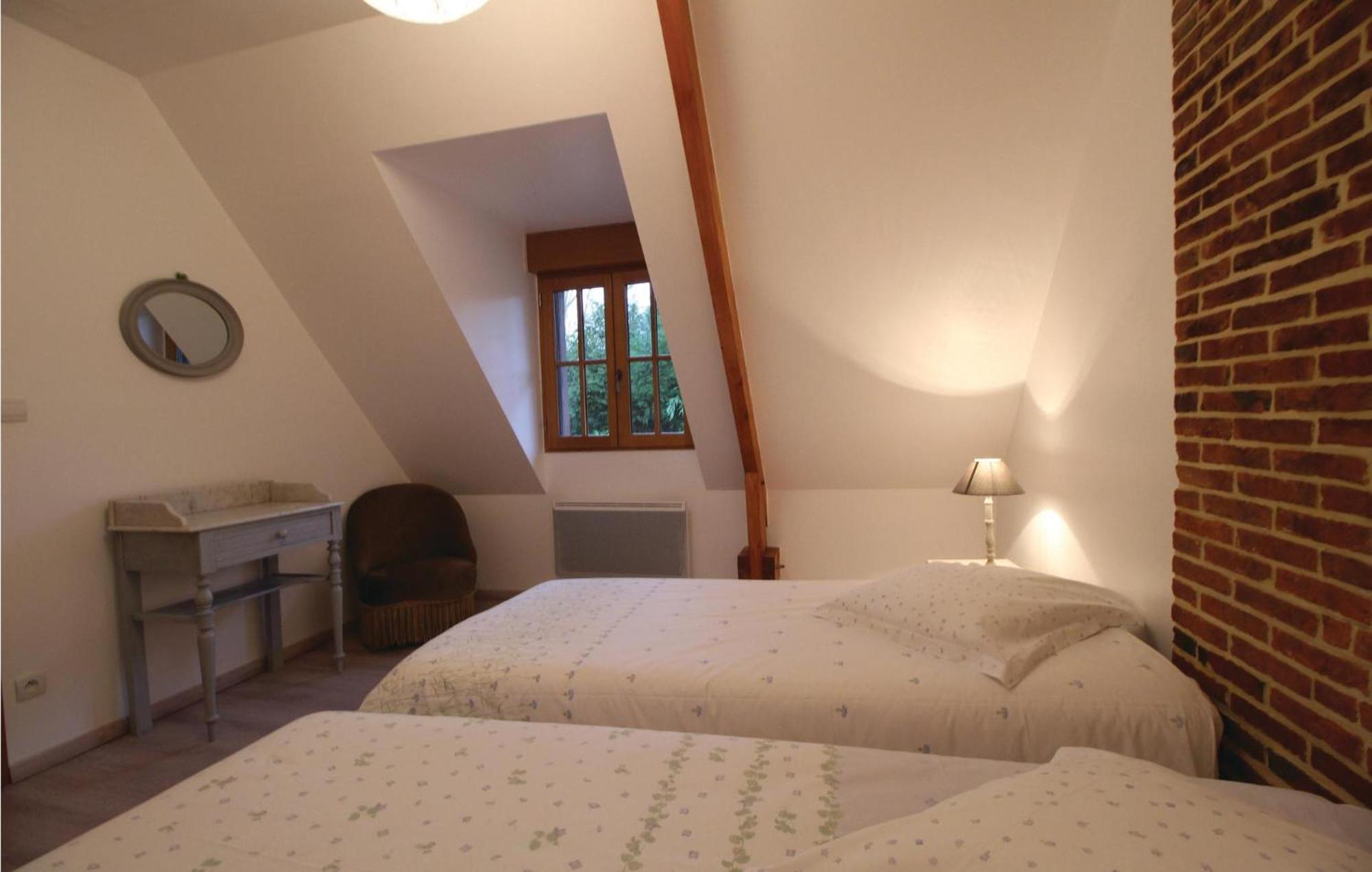 Beautiful Home In Le Bourg-Dun With Kitchen Εξωτερικό φωτογραφία