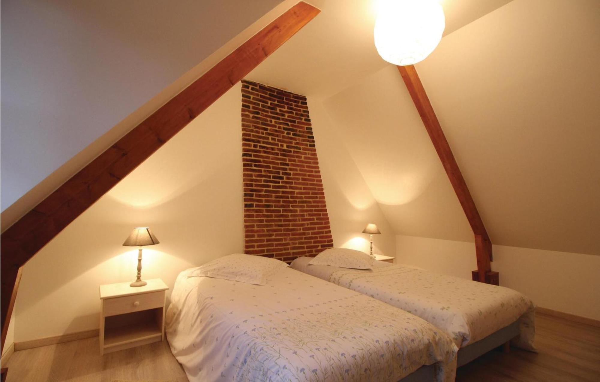 Beautiful Home In Le Bourg-Dun With Kitchen Εξωτερικό φωτογραφία